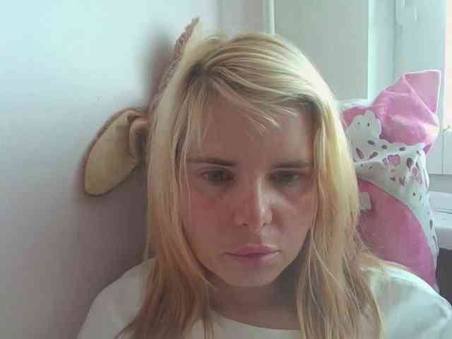 ElenaPleasure webcam
