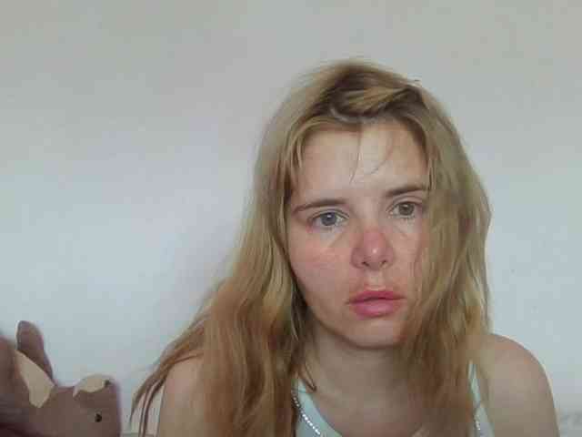 ElenaPleasure webcam