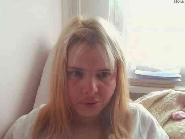 ElenaPleasure webcam