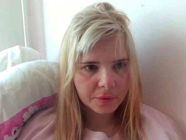 ElenaPleasure webcam