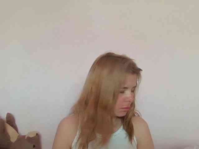 ElenaPleasure webcam