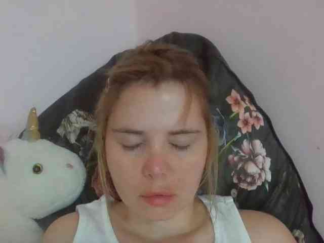 ElenaPleasure webcam