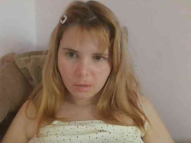 ElenaPleasure webcam