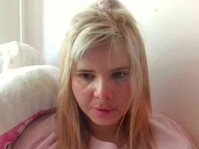 ElenaPleasure webcam