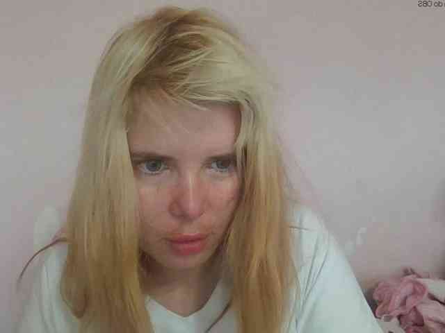ElenaPleasure webcam