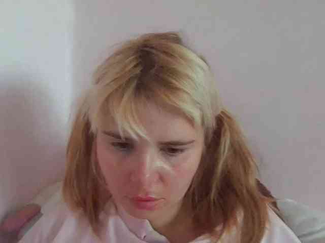 ElenaPleasure webcam