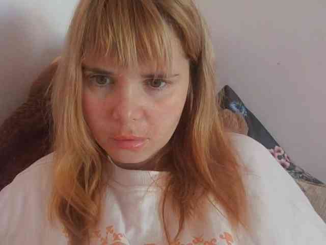 ElenaPleasure webcam