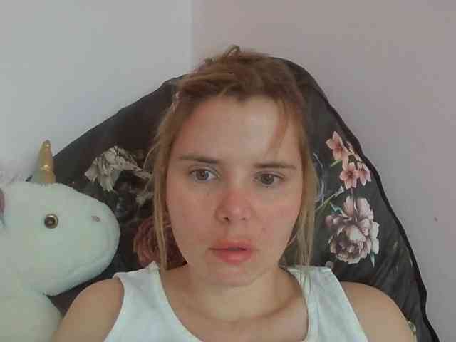 ElenaPleasure webcam