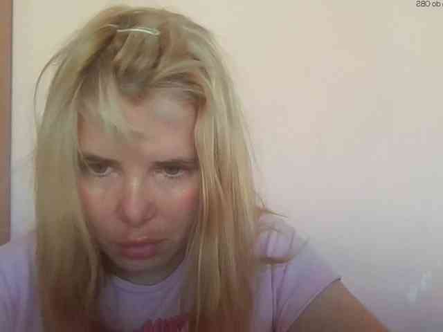 ElenaPleasure webcam