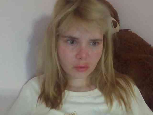 Model: ElenaPleasure