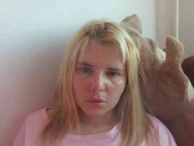 ElenaPleasure webcam