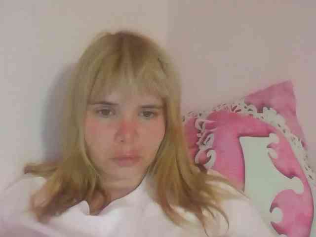 ElenaPleasure webcam
