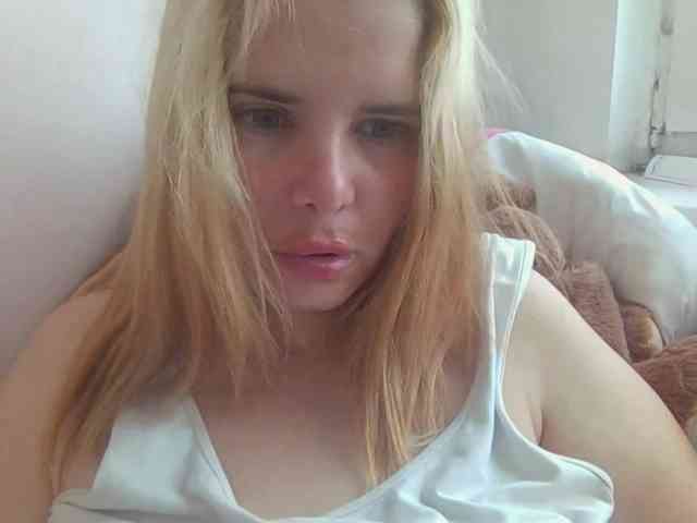 ElenaPleasure webcam