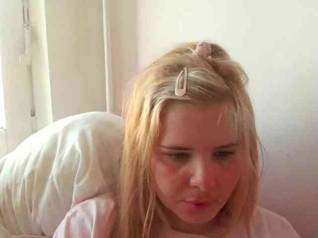 ElenaPleasure webcam