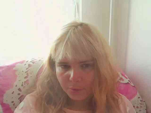 ElenaPleasure webcam