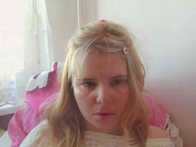 ElenaPleasure webcam