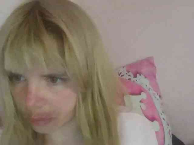 ElenaPleasure webcam