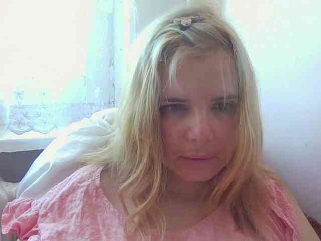 ElenaPleasure webcam