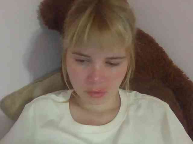 ElenaPleasure webcam