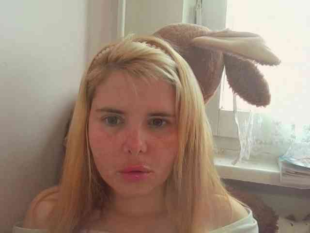 ElenaPleasure webcam