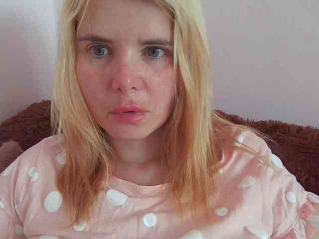 ElenaPleasure webcam