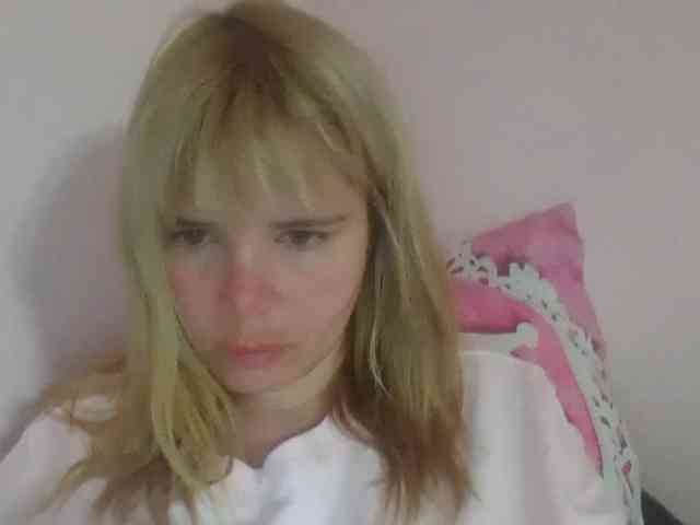 ElenaPleasure webcam
