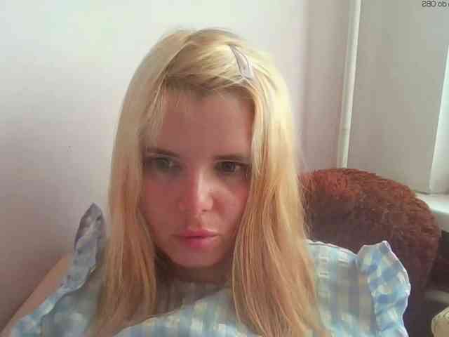 ElenaPleasure webcam