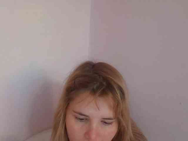ElenaPleasure webcam