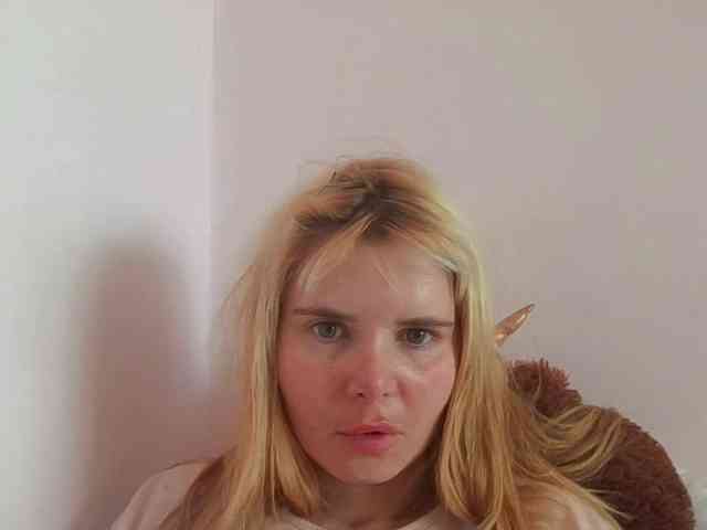 ElenaPleasure webcam