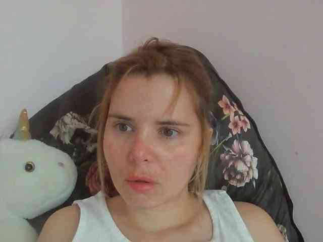 ElenaPleasure webcam