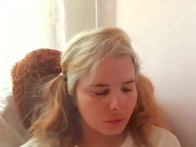 ElenaPleasure webcam