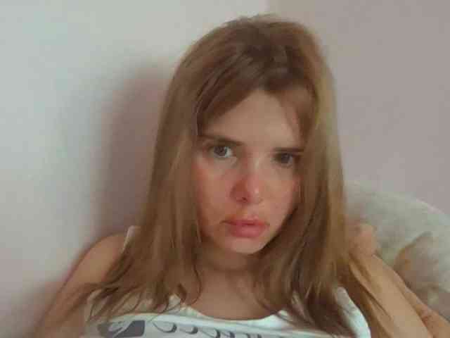 ElenaPleasure webcam