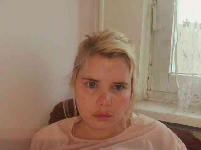 ElenaPleasure webcam