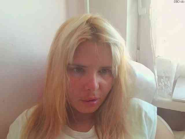 ElenaPleasure webcam