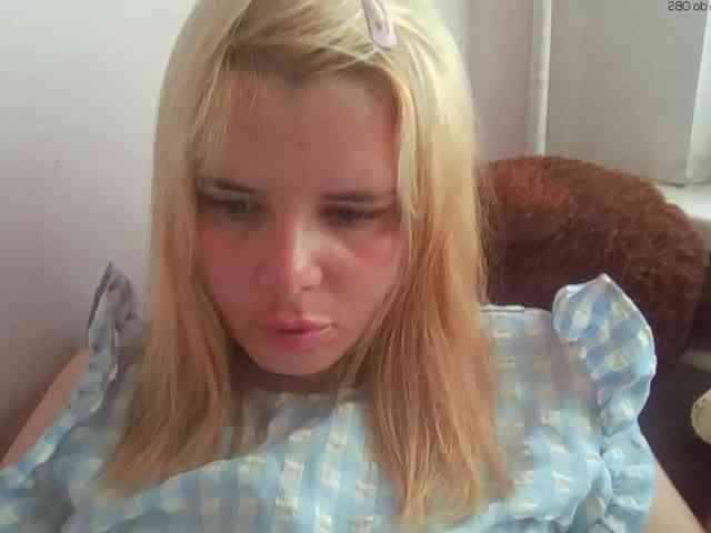 ElenaPleasure webcam