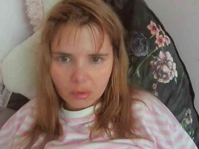 Model: ElenaPleasure
