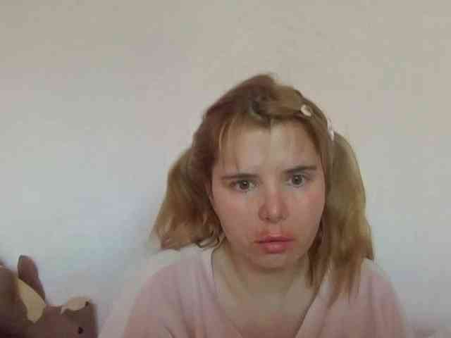 ElenaPleasure webcam