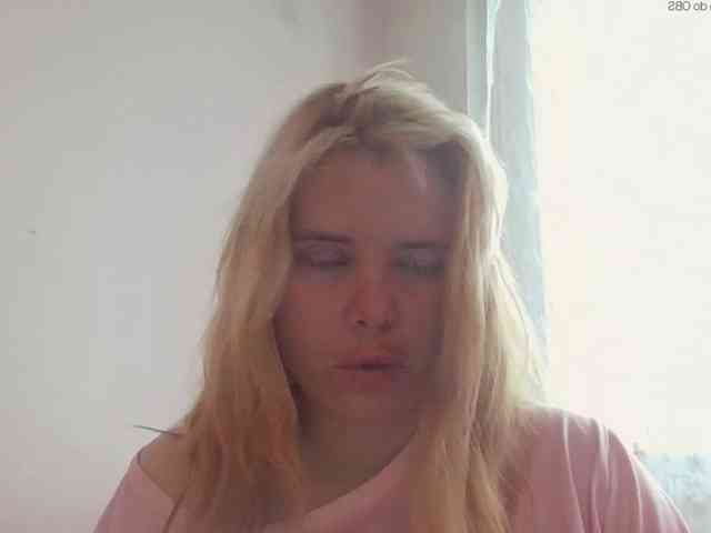 ElenaPleasure webcam