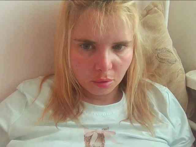 ElenaPleasure webcam