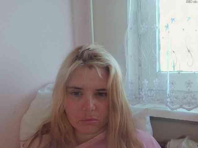 ElenaPleasure webcam