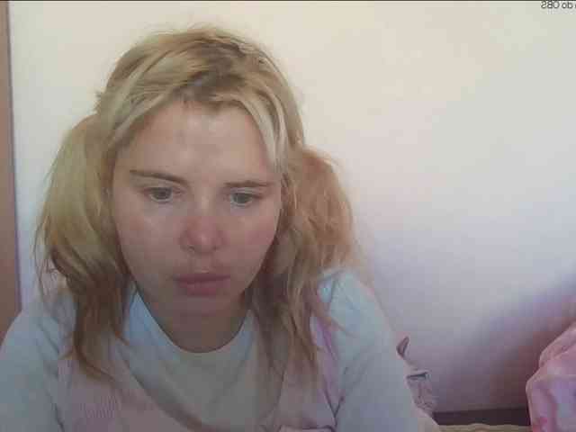 ElenaPleasure webcam