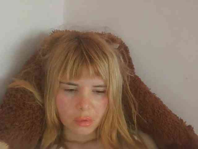ElenaPleasure webcam