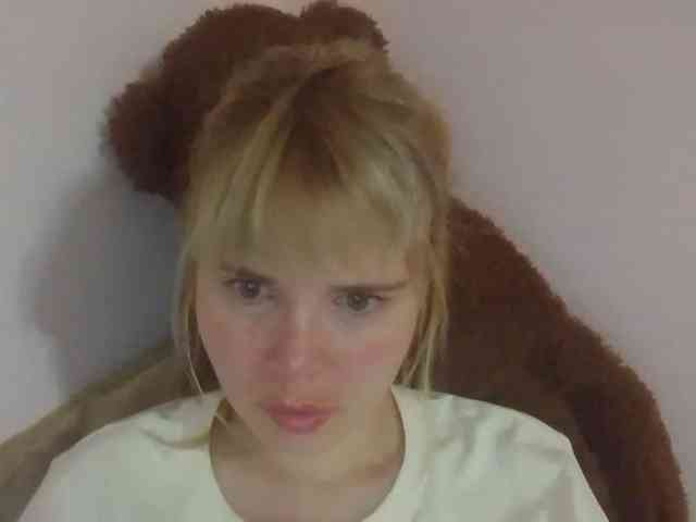 ElenaPleasure webcam