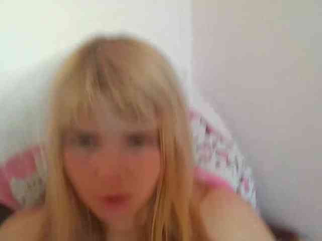 ElenaPleasure webcam