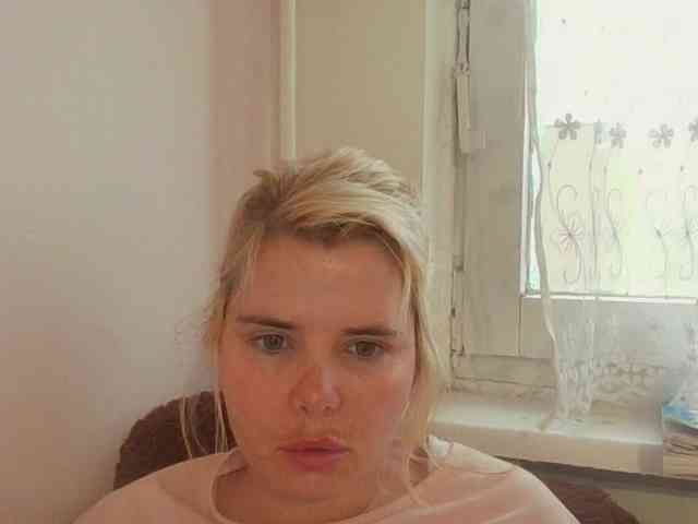 ElenaPleasure webcam