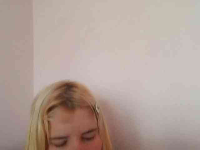 ElenaPleasure webcam