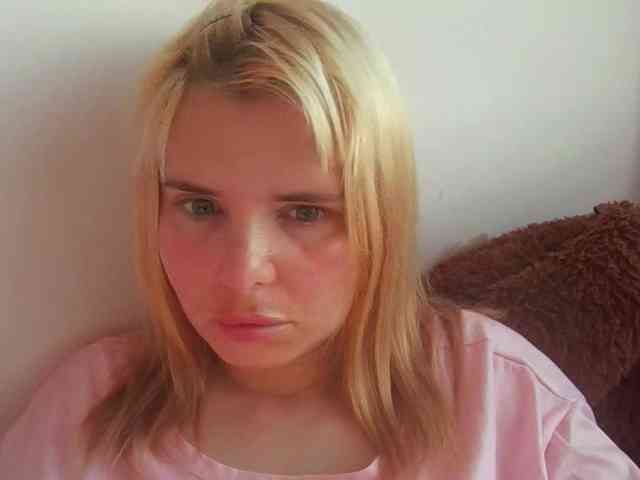ElenaPleasure webcam