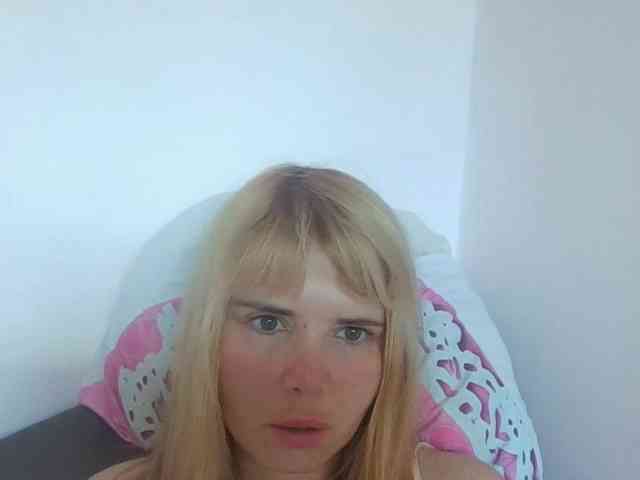 ElenaPleasure webcam