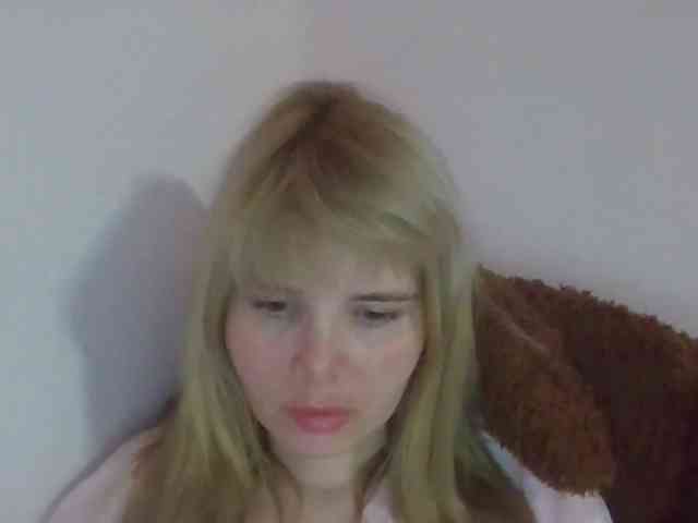 ElenaPleasure webcam