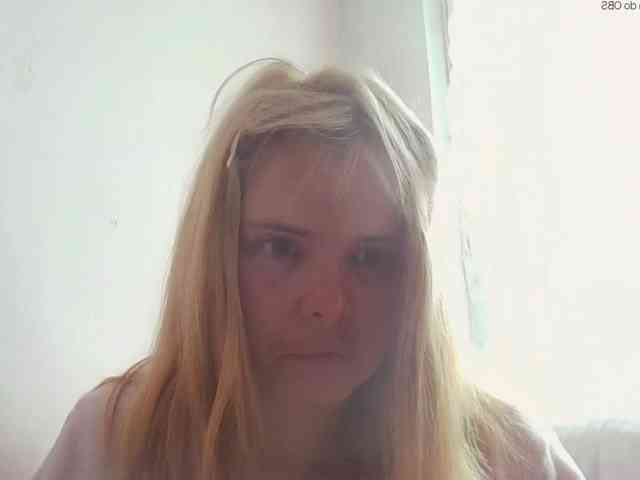 ElenaPleasure webcam